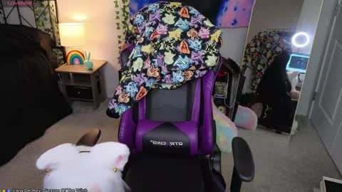 Bunnie Jade online show from 03-11-25, 03:37