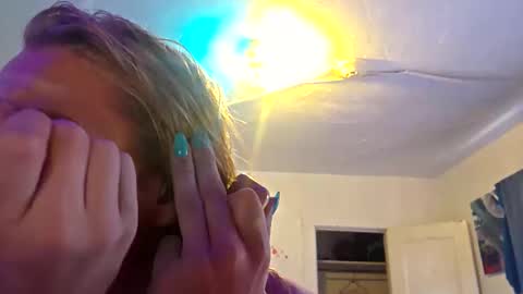 Snapshot of jadedmoshier chatting on 11-23-25, 09:58 jadedmoshier online show from 11-23-25, 09:58