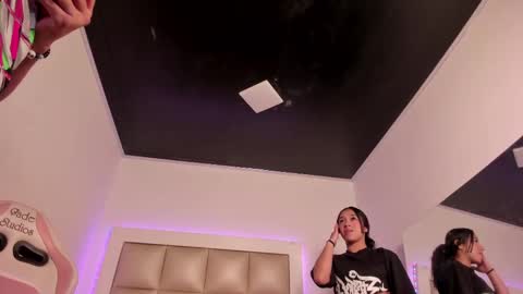 jadeestudios online show from 09-16-25, 12:06