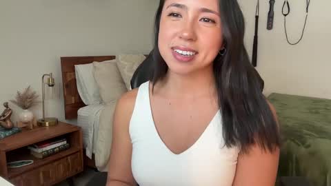 Jade Love online show from 10-01-25, 05:52