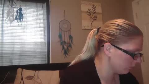 JadeLuv online show from 02-09-25, 05:11