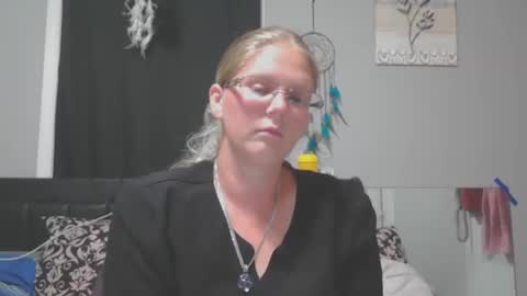 JadeLuv online show from 09-24-25, 12:47