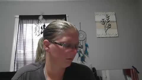 JadeLuv online show from 11-01-25, 05:26