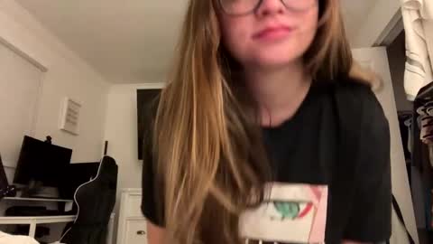 Snapshot of jademonroe0522 chatting on 10-13-25, 08:58 jademonroe0522 online show from 10-13-25, 08:58