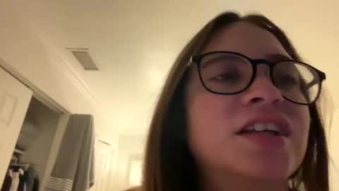 Snapshot of jademonroe0522 chatting on 10-16-25, 10:49 jademonroe0522 online show from 10-16-25, 10:49