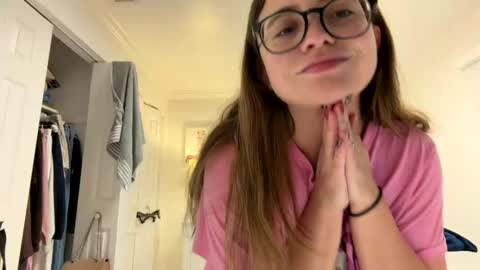 Snapshot of jademonroe0522 chatting on 10-24-25, 10:22 jademonroe0522 online show from 10-24-25, 10:22