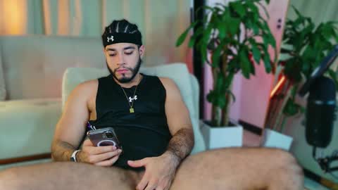 Snapshot of jadenfeynman chatting on 10-09-25, 02:09 Jaden Feynman online show from 10-09-25, 02:09