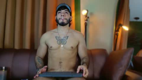 Jaden Feynman online show from 11-10-25, 03:16