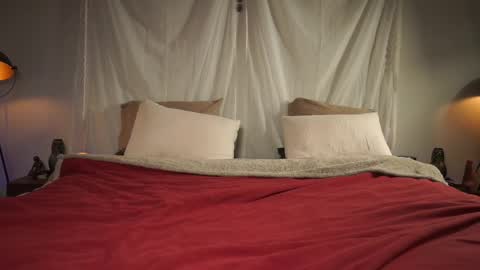 Jade online show from 03-08-25, 04:01