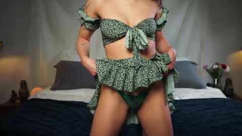 Jade online show from 03-12-25, 11:54