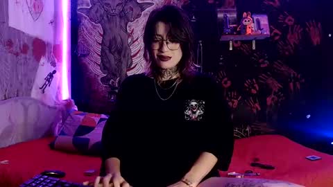 Alex and Venus online show from 09-23-25, 01:08