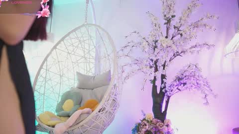 Snapshot of jadesummerr chatting on 09-30-25, 11:37 Jade Summer online show from 09-30-25, 11:37