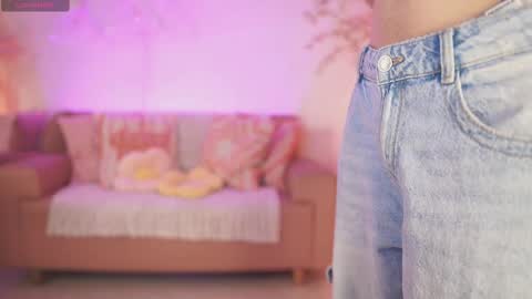 Snapshot of jadesummerr chatting on 11-14-25, 11:31 Jade Summer online show from 11-14-25, 11:31