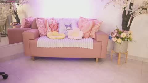 Snapshot of jadesummerr chatting on 11-18-25, 11:36 Jade Summer online show from 11-18-25, 11:36