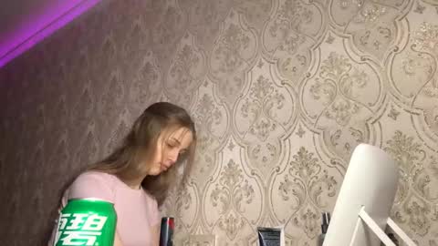 Snapshot of jadwigajennrich chatting on 11-25-25, 09:20 Jane online show from 11-25-25, 09:20