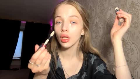 Snapshot of jadwigajennrich chatting on 11-27-25, 10:39 Jane online show from 11-27-25, 10:39