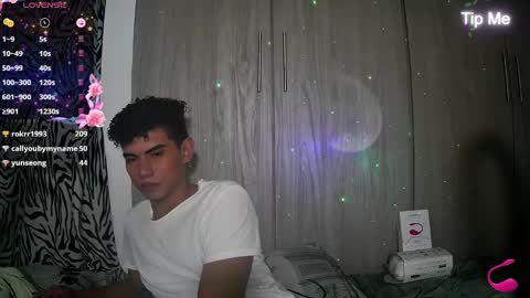 javi15  online show from 12-08-24, 07:47