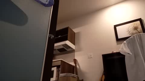 jaidenblake online show from 01-01-25, 01:04