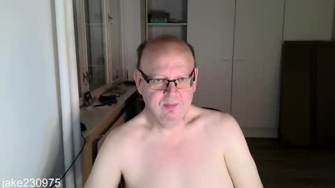 Jake2309 online show from 10-28-25, 07:49