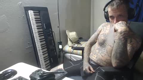 showingitoff online show from 09-26-25, 05:11