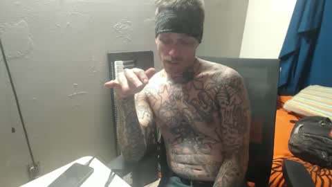 showingitoff online show from 10-12-25, 06:40