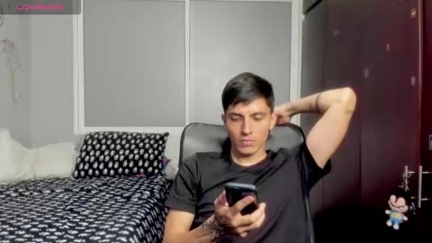 Snapshot of jake_boersma chatting on 11-16-25, 11:21 JAKE BOO online show from 11-16-25, 11:21