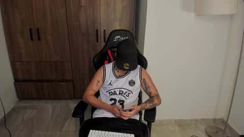 Jake Pons online show from 10-24-25, 07:49