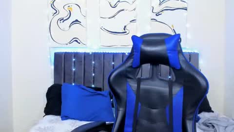 Snapshot of jake_shadow14 chatting on 12-03-24, 06:06 Hi guys im new 3 online show from 12-03-24, 06:06