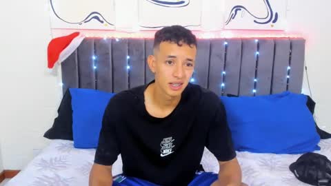 Snapshot of jake_shadow14 chatting on 12-28-24, 05:57 Hi guys im new 3 online show from 12-28-24, 05:57