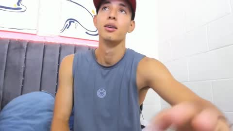 Snapshot of jake_shadow14 chatting on 02-04-25, 09:10 Hi guys im new 3 online show from 02-04-25, 09:10