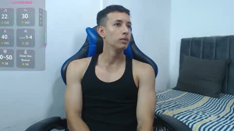 Hi guys im new 3 online show from 11-11-25, 10:10