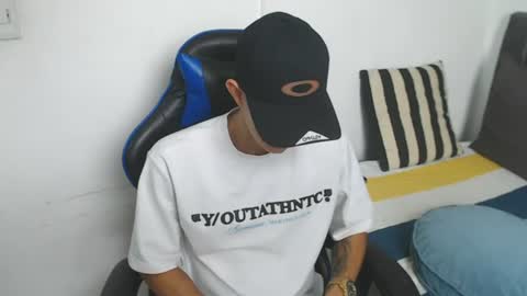 Snapshot of jake_shadow14 chatting on 06-13-26, 05:11 Hi guys im new 3 online show from 06-13-26, 05:11