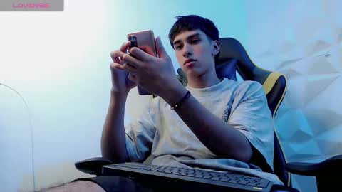 jake_tripp online show from 12-31-24, 04:27