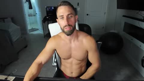 Snapshot of jakeorion chatting on 05-17-26, 05:20 Jake Orion online show from 05-17-26, 05:20