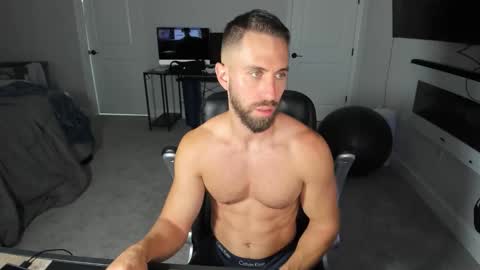 Snapshot of jakeorion chatting on 05-27-26, 03:53 Jake Orion online show from 05-27-26, 03:53