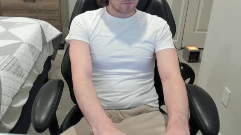 jakesnake442 online show from 02-18-25, 12:15