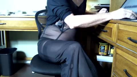 Snapshot of jakesplayin chatting on 01-04-25, 01:10 jakesplayin online show from 01-04-25, 01:10