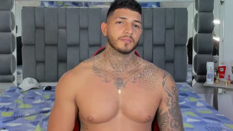 my name is sebas If you come here dont hesitate to say hello Im a guy who really likes having conversations and having hot online show from 01-01-25, 12:32