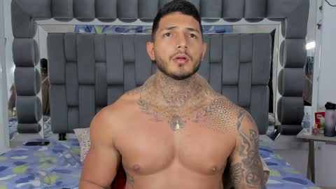 my name is sebas If you come here dont hesitate to say hello Im a guy who really likes having conversations and having hot online show from 01-17-25, 12:20