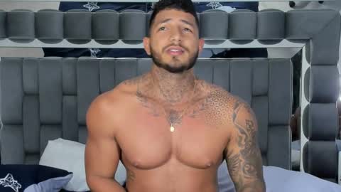 my name is sebas If you come here dont hesitate to say hello Im a guy who really likes having conversations and having hot online show from 02-19-25, 01:29