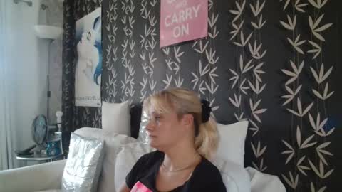 JAKKI LOUISE pornstar online show from 09-08-25, 04:50