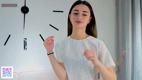 Snapshot of jaleesasahler chatting on 11-29-25, 04:04 Iris online show from 11-29-25, 04:04