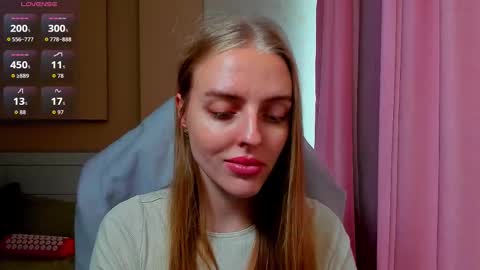 Sofia online show from 11-26-25, 11:33