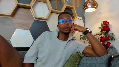   online show from 02-15-25, 01:10