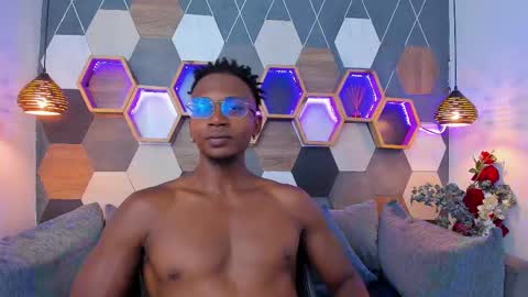   online show from 02-18-25, 07:41