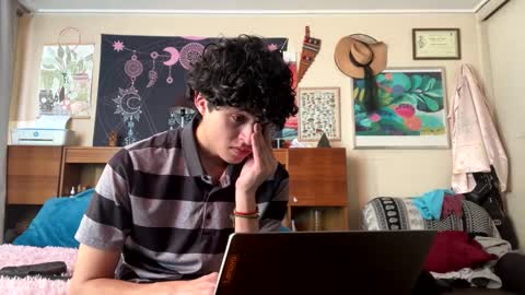 Snapshot of james2002og chatting on 09-12-25, 09:26 james2002og online show from 09-12-25, 09:26