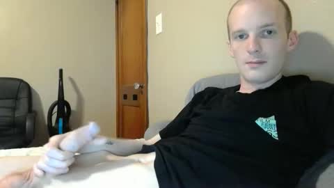 james231231 online show from 04-28-26, 02:38