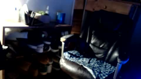 what you in too online show from 01-07-26, 04:09