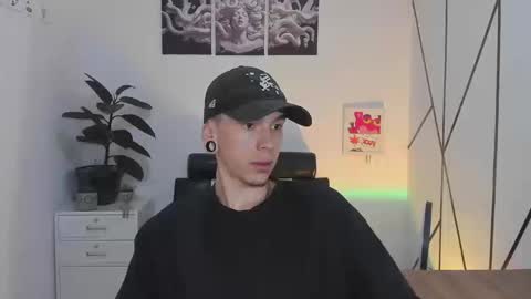 james_adamss_ online show from 11-18-25, 12:42