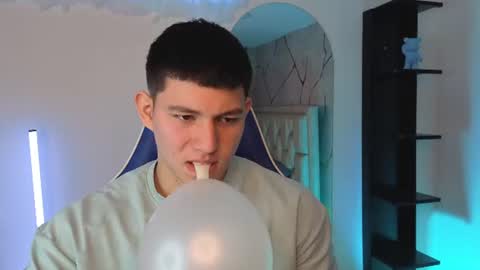 james_cr online show from 06-12-26, 12:15